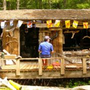 discovery-islands-1055-octopus-islands-driftwood-shack